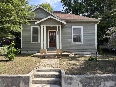 Main picture of 809 Nevada St