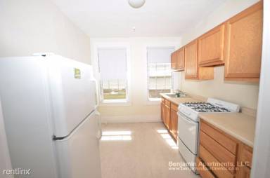 Main picture of 1626 Commonwealth Ave