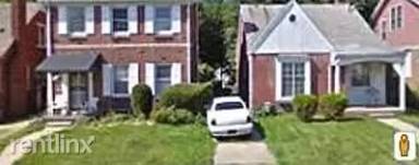 Main picture of 12065 College St