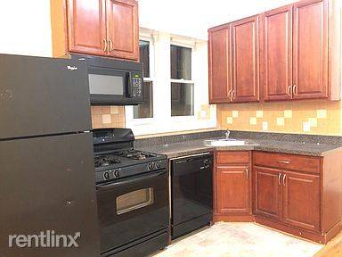 Main picture of 548 Avenue C