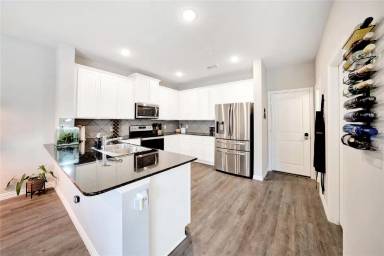 Main picture of 2917 Bluets Dr