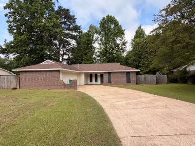 Main picture of 3507 Camellia Cir
