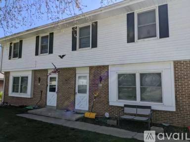Main picture of 1684 Highland Dr