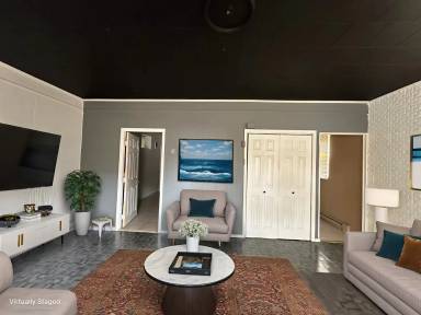 Main picture of 4693 Horrocks St