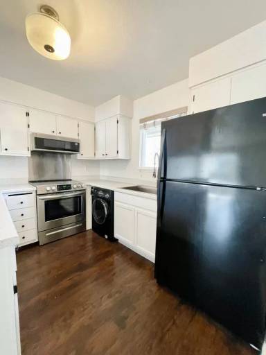 Main picture of 340 March Ave