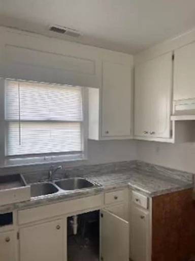 Main picture of 4415 Torrance Dr NW