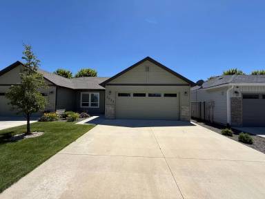 Main picture of 2839 E Apricot Dr