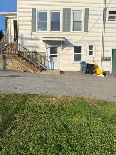 Main picture of 43 Foch St
