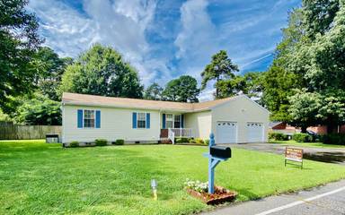 Main picture of 4917 Hatton Point Rd