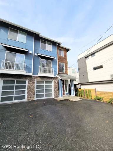 Main picture of 4141 Delridge Way SW