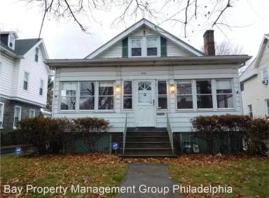Main picture of 40 Penn Blvd