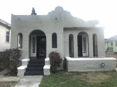 Main picture of 6118 Dauphine St
