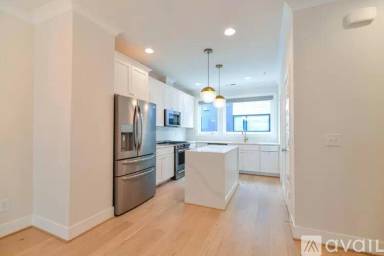 Main picture of 5 Seawell Ave