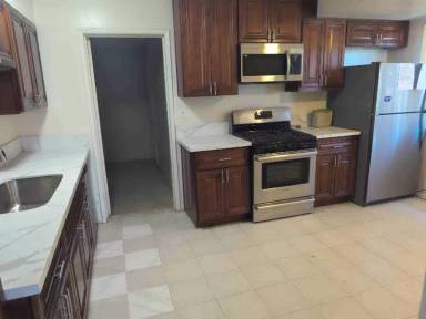 Main picture of 4051 Hegg St