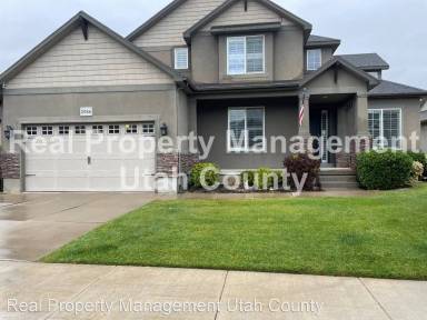 Main picture of 2986 N Desert Forest Ln