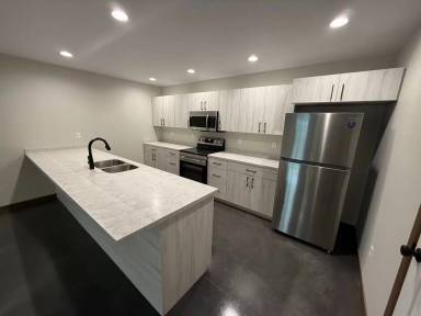 Main picture of 115 4th St SW