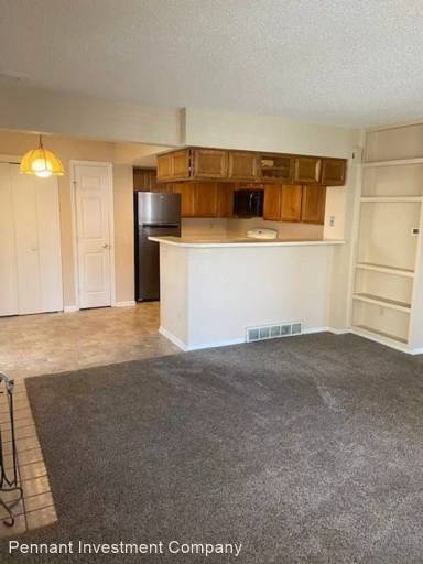 Main picture of 6036 Gunbarrel Ave