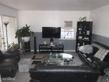 Main picture of 4926 Los Serranos Rd
