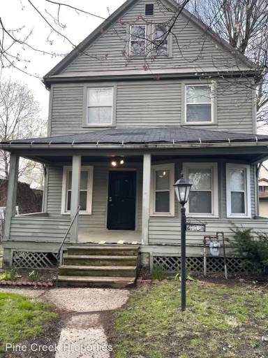 Main picture of 6703 Bonna Ave