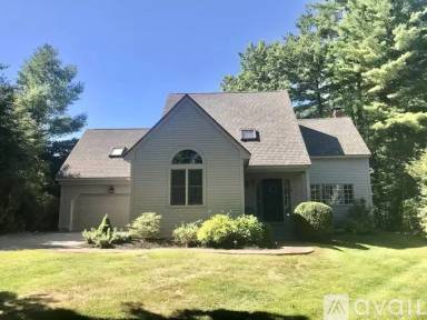 Main picture of 10 Linden Ln