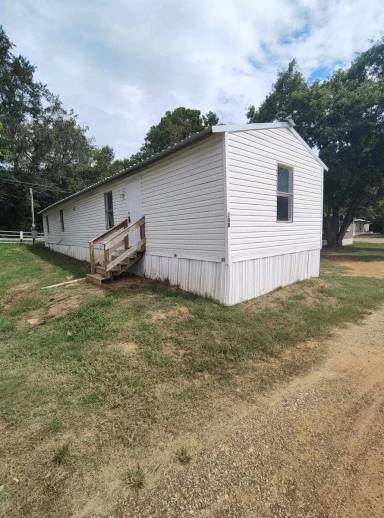 Main picture of 208 Tallie Ct