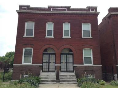 Main picture of 4376 Gibson Ave