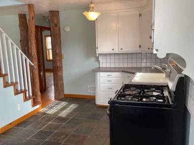 Main picture of 1621 11th Ave