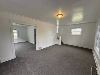 Main picture of 3458 E 146th St