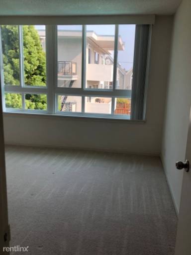 Main picture of 525 N San Mateo Dr