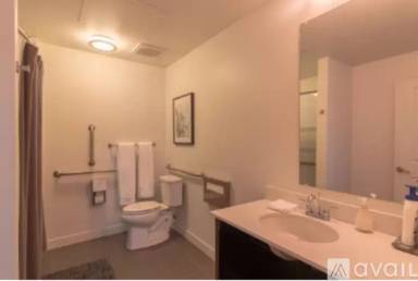 Main picture of 1100 Vine St