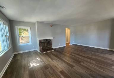 Main picture of 1240 Algonquin Pkwy