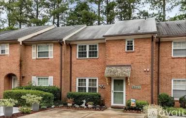 Main picture of 3572 Sir Wilfred Pl