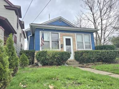 Main picture of 307 La Porte Ave