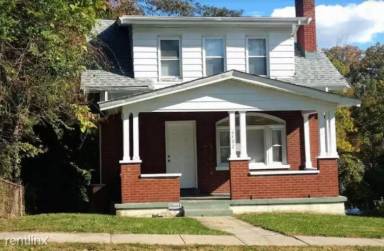 Main picture of 6502 Savannah Ave