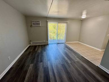 Main picture of 3272 Gobel Ave