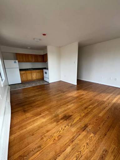 Main picture of 185 Palisade Ave