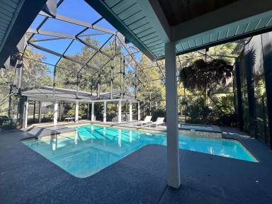 Main picture of 10104 SW 17th Pl