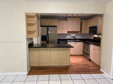 Main picture of 9150 Fontainebleau Blvd