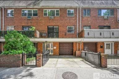 Main picture of 9422 57th Ave