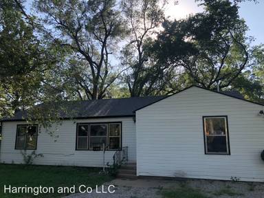 Main picture of 143 N Dacey Ave