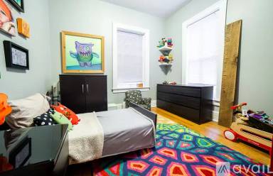 Main picture of 27 E Willis St