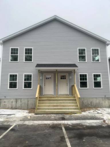 Main picture of 20 Cardinal Ln