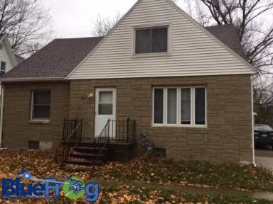 Main picture of 2105 Eastman Ave
