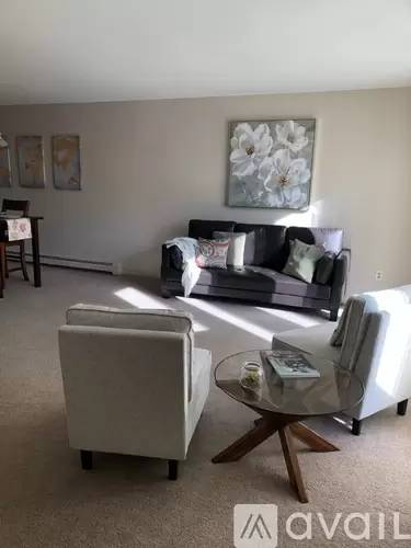 Main picture of 322 Droz Dr