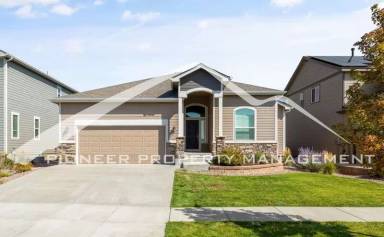 Main picture of 6758 Black Saddle Dr