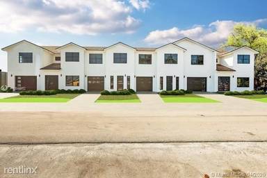 Main picture of 808 SW 29th St