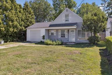 Main picture of 443 Fairway Blvd