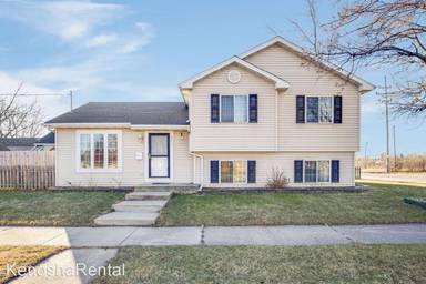 Main picture of 2925 46th St
