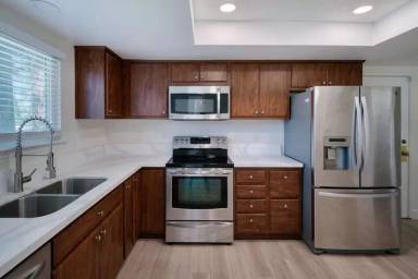 Main picture of 6726 Calvine Rd