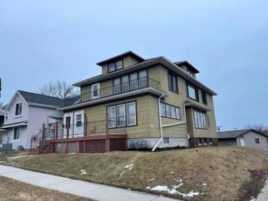 Main picture of 629 N 4th St